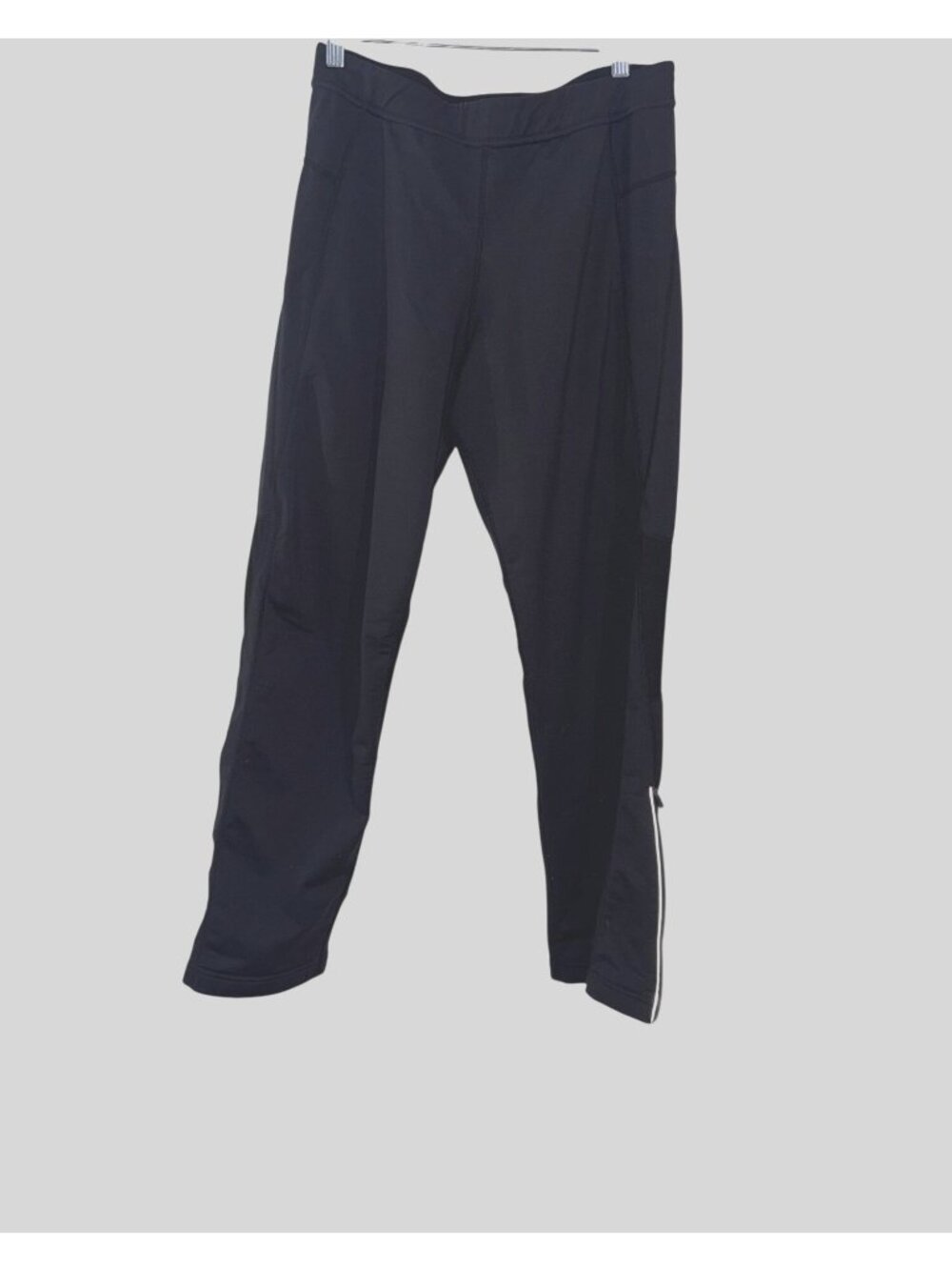 REI Black Nylon Blend Athletic Pants M Short With Zippered Ankles